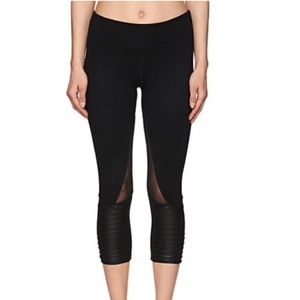 Electric Yoga Biker Chick Capri Leggings New